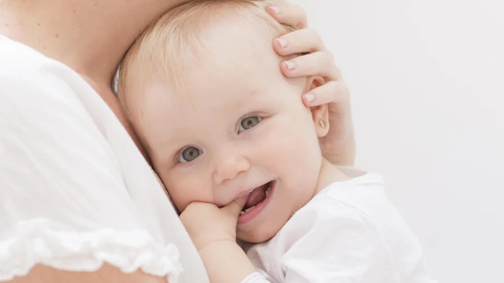 how to handle a teething baby
